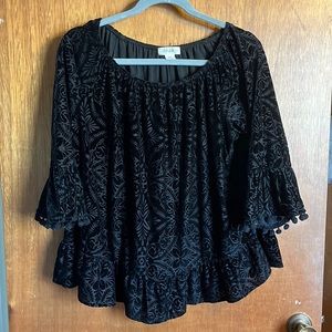 cute velvet 3/4 sleeve shirt